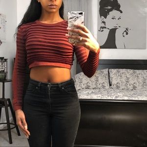 Burgundy Knitted Detailed Crop Top